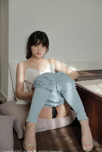 [XiuRen秀人网] No.3983 佘贝拉bella - [秀人套图]