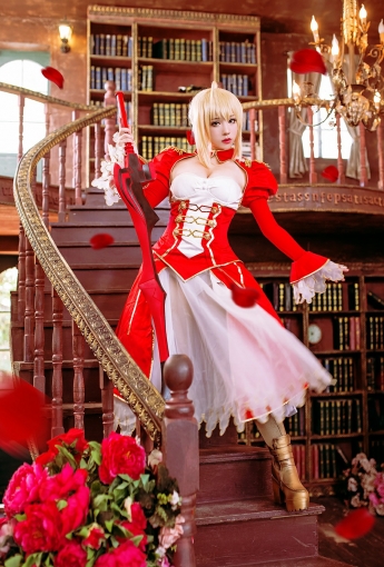 [Cosplay]艺术鉴赏 尼禄不是亚瑟王 - COSPLAY