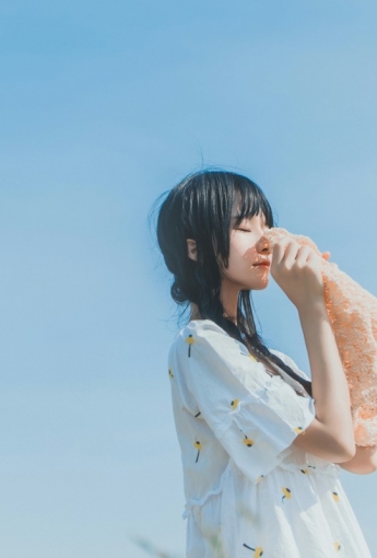 萝莉风COS 桜桃喵 – 田野 - COSPLAY
