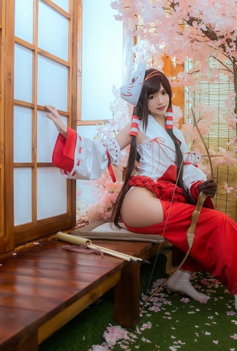 [Cosplay]鳗鱼霏儿 – 巫女 - COSPLAY