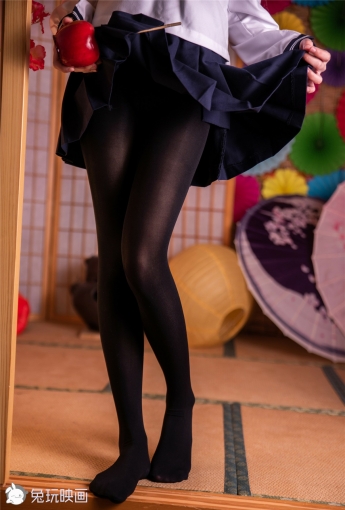 兔玩映画系列 Vol.053 冬天里的黑丝JK裙_ - COSPLAY