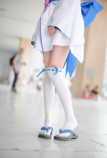 [森萝财团]萝莉丝足写真 Free-002 - COSPLAY