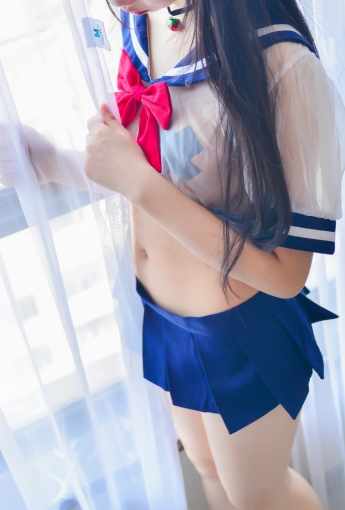 Cos小姐姐雪琪 – 透明JK - COSPLAY