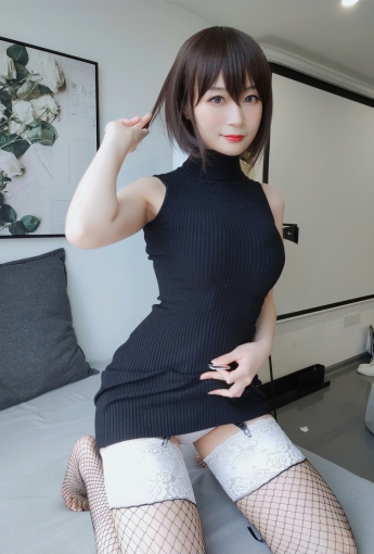 Coser小姐姐白银 – 黑色包臀裙 - COSPLAY