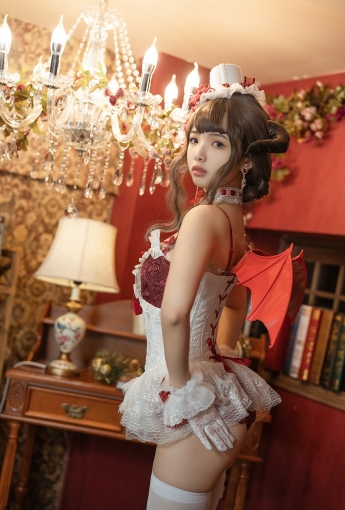 [Cosplay]雯妹不讲道理 - 魅魔 Elegant d - COSPLAY