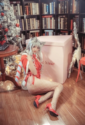 隼隼子 刺青Poi Luisa_零紗 馴鹿與狼【40P】 - COSPLAY