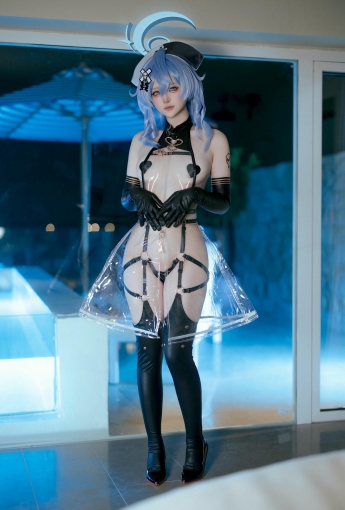 嶼魚 - 天雨亞子同人護士【31P】 - [秀人套图]