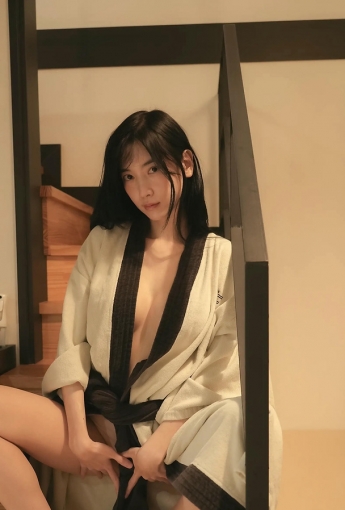 [Patreon] Leezy 2025.02 【98P】 - [秀人套图]
