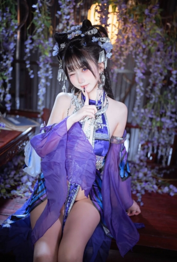 薩隆苦囚 - 蝶 【74P】 - [秀人套图]