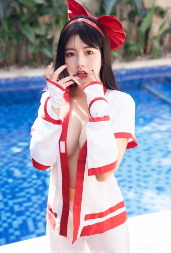 娜露Selena《Cosplay娜可露露》 [花漾show] VOL.018 - [秀人套图]