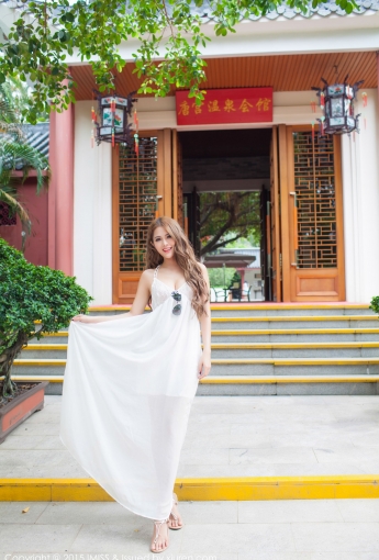妍妍Yanyan《同程旅拍》 [爱蜜社IMiss] Vol.008 - [秀人套图]